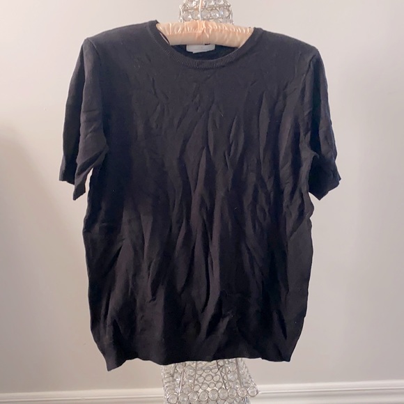 Black T-Shirt from H&M - Picture 1 of 3